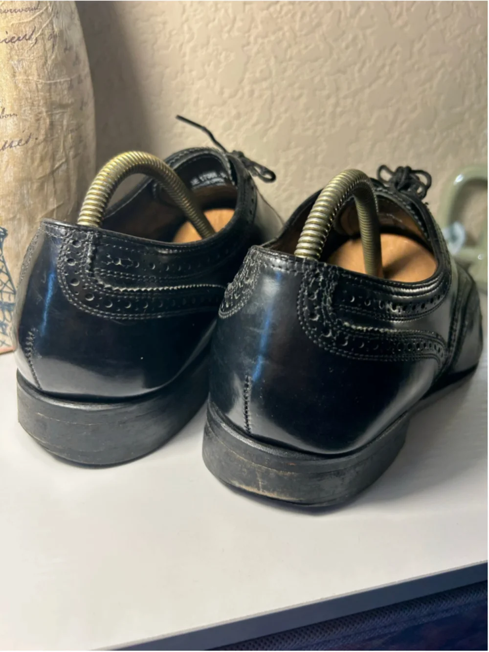 Men's Florsheim Black Leather Wingtip Oxford Shoes